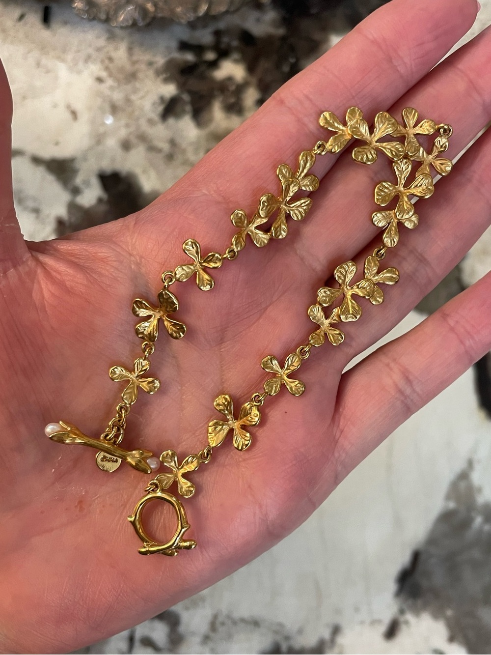 2014 MMA “Cloisters Mustard Herb” Gold Electroplate over Pewter Bracelet 7.75”
